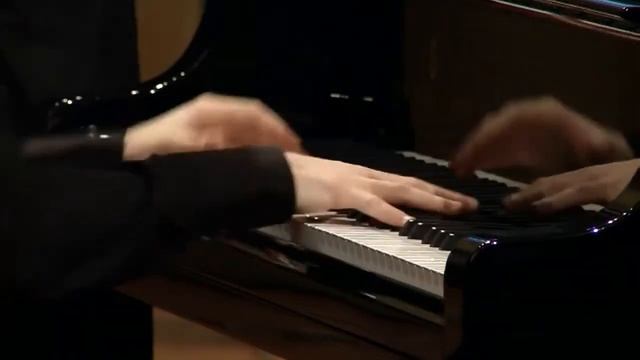 Шуман Р. "Карнавал" op.9, №5 Эвсебий смотреть онлайн