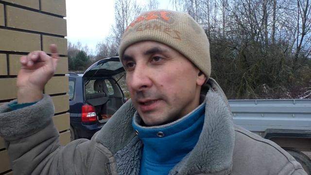 Забор. Монтаж профлиста С20. Деревянный забор на задний двор.