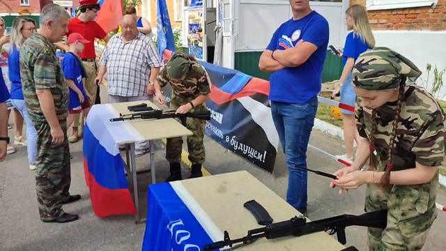 Волоколамск. Неполная разборка/сборка автомата Калашникова