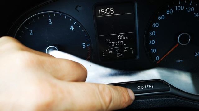 VW POLO 2013 - Reset spia manutenzione cambio olio motore смотреть онлайн