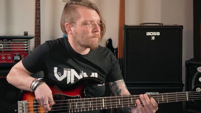 The Showroom - Yamaha BBP35 Vintage Sunburst смотреть онлайн