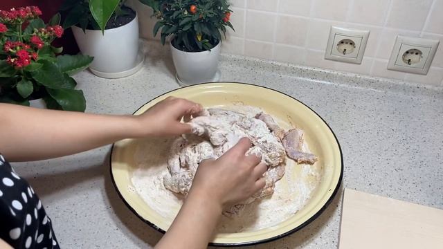 КФС в домашних условиях,Үй жағдайындағы тауық қанаттары! смотреть онлайн