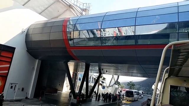 Big Bus Tour Abu Dhabi Yas Island Tour, Yas Marina Circuit, Ferrari World, Waterworld, Grand Mosque смотреть онлайн