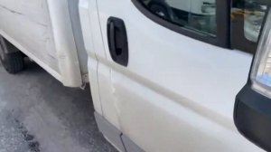 Как закрыть вторую дверь в Пежо Боксёр при работающем двигателе