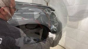 Установка накладок на арки автомобиля Рено Дастер 2