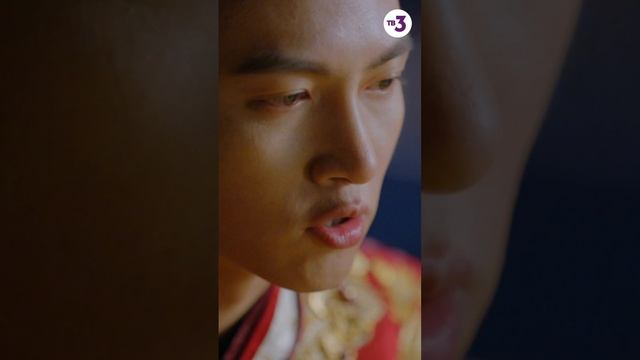 Только ее император не собирается отпускать... #shorts смотреть онлайн