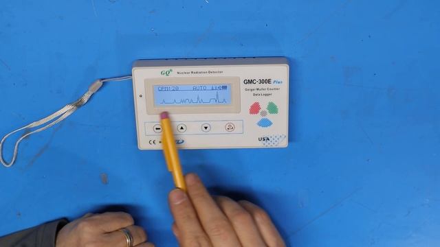 GQ GMC-300 Geiger Counter Overview and Demo смотреть онлайн