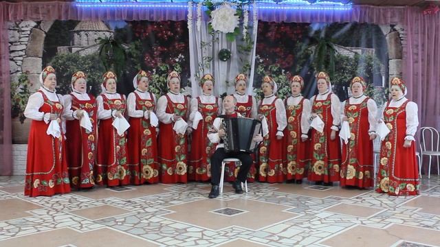 Народный ансамбль русской песни "Сударушка" - "Ах, поле" смотреть онлайн