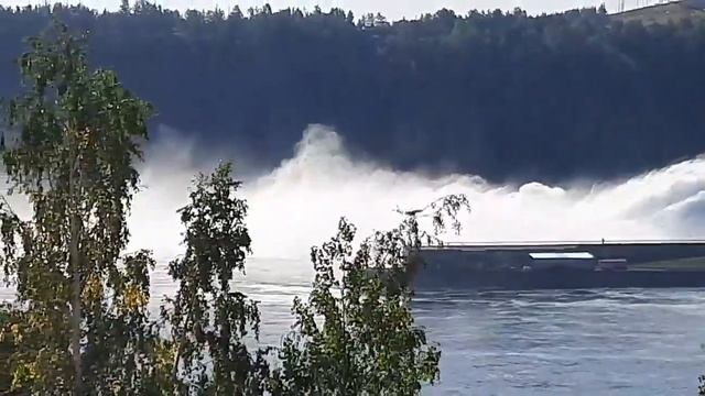 Братская Гэс Сброс воды 26 08 2021 год смотреть онлайн