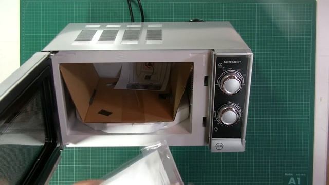 ? Unboxing - Mikrowelle Silvercrest SMW 700B1 - German - Deutsch ( HD ) смотреть онлайн