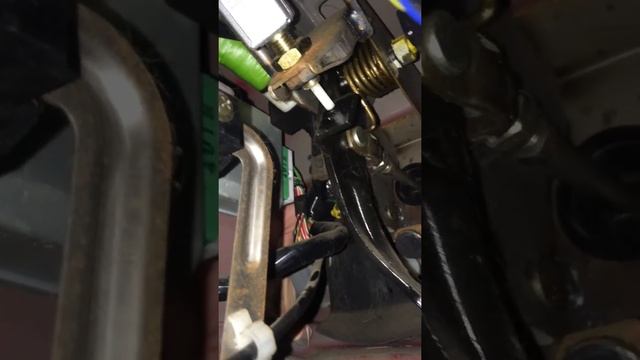 Miata Broken "Blue thingy" (clutch clicking) смотреть онлайн