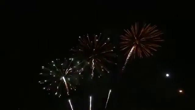 День рождения Москвы смотреть онлайн