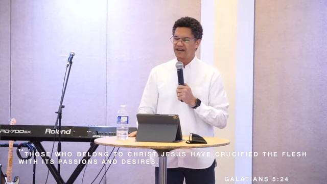 RENEWED MINDS | Pr Luis Gomes