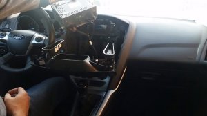 снять магнитолу фокус 3