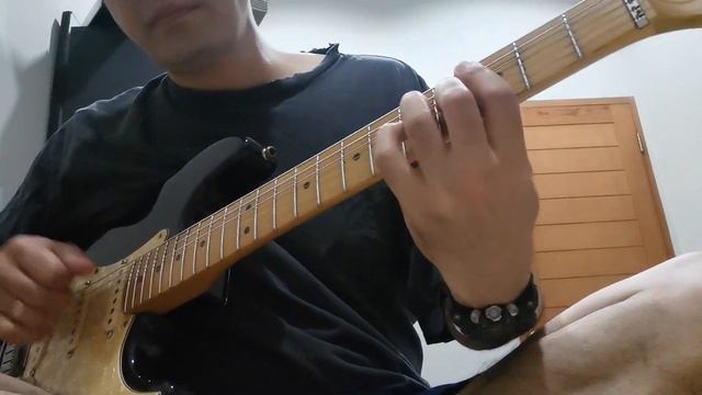 Fender stratocaster plus '96, pickup lollar, string elixir 0.10. refreting jescar смотреть онлайн