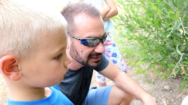 Emotional Visit to Polar's Grave! смотреть онлайн