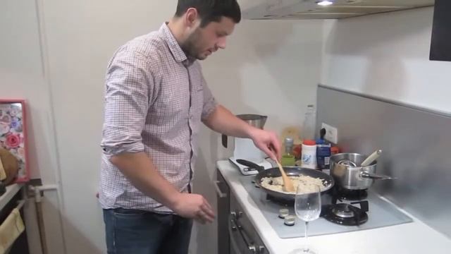 рецепт РИЗОТТО С БЕЛЫМИ ГРИБАМИ - Foodtube - YAMI YAMI RISOTTO смотреть онлайн