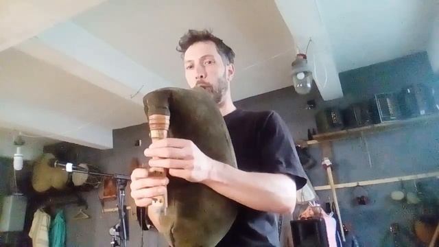 Двухканальная русская волынка (A\D) Свадебный наигрыш. смотреть онлайн