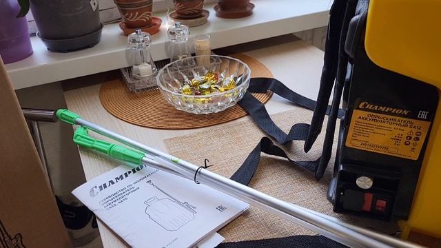 Опрыскиватель для сада Champion. смотреть онлайн