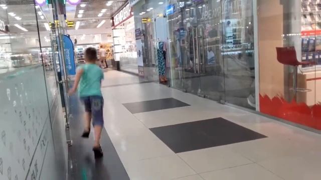 Нижнекамск, Сити Молл, суббота, день смотреть онлайн