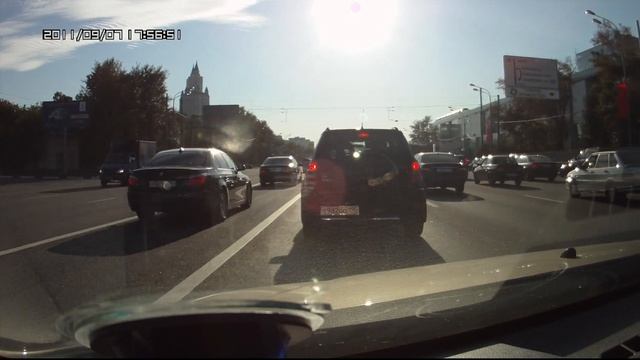 Разделительная на Кутузовском, 07.09.2011 смотреть онлайн