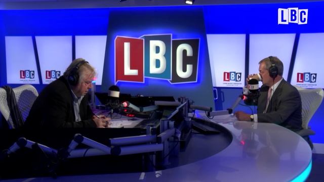 Phone Farage: Cameron Isn't Playing A Smart Game With The EU смотреть онлайн