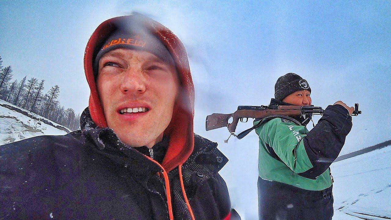 МЕДВЕДИ РЯДОМ! РЫБАЛКА ПРЕВРАТИЛАСЬ В ВЫЖИВАНИЕ! ПРОБЛЕМ ВСЁ БОЛЬШЕ! ЯКУТИЯ РЫБАЛКА ПЕРВЫЙ ЛЁД смотреть онлайн
