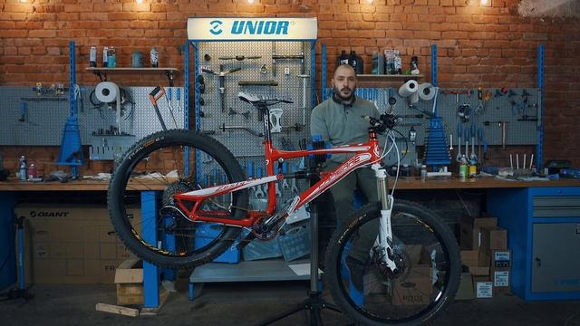 Безрассудное отношение к стоящим вещам на примере Автомобилей и Велосипедов смотреть онлайн