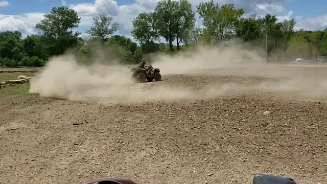 Sending it on the can am outlander смотреть онлайн
