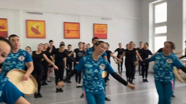 «ЭРГЫРОН» в ЯКУТИИ! смотреть онлайн