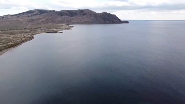 Невероятно красивые окрестности легендарного мыса Меганом и арт-кластера «Таврида». смотреть онлайн