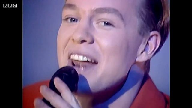 Jason Donovan - When You Come Back To Me - TOTP - 1989 смотреть онлайн