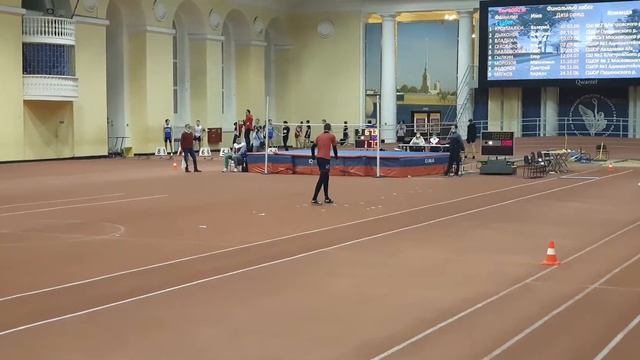 Прыжки в высоту (юноши) (18:07:21) смотреть онлайн