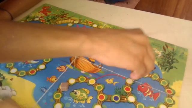 Играем в настольную игру рыбалка. смотреть онлайн