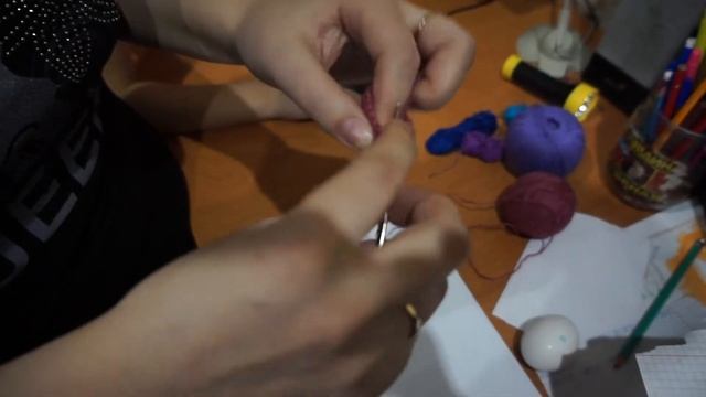 Вяжем подставку под пасхальное яйцо крючком. Этап 2 смотреть онлайн