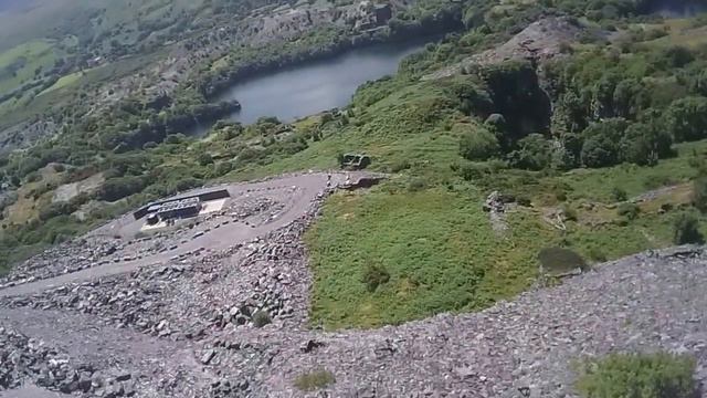 DJI Phantom FC40 - Carmel / Cilgwyn North Wales смотреть онлайн
