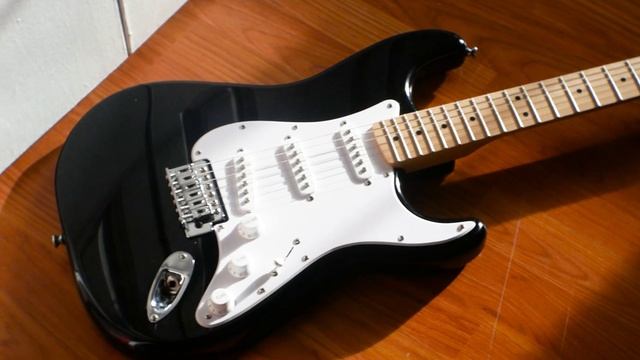 The Squier Sonic Stratocaster is Way Too Good for $200 смотреть онлайн