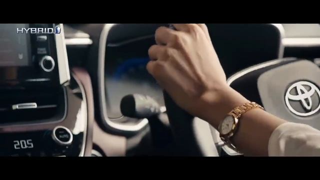 Hyundai Santa Fe Vs Haval H6 HEV Vs Toyota Corolla Cross Hybrid | Hybrid Comparison | смотреть онлайн