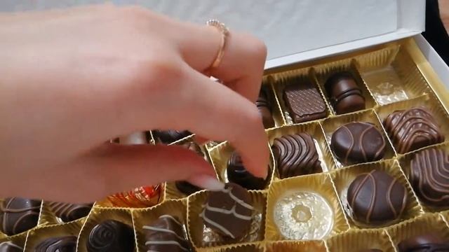 Черви в конфетах ? смотреть онлайн