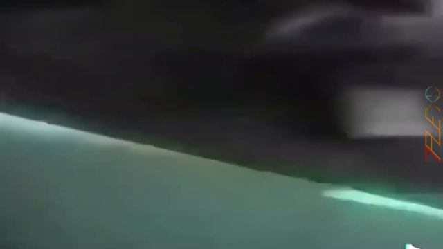 И ТАМ ЕЩЕ ШЛЕПОК ДОЛЖЕН БЫТЬ смотреть онлайн