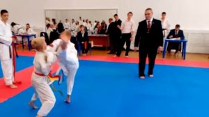 Кумите  9 лет мальчики JKA Сетокан каратэ