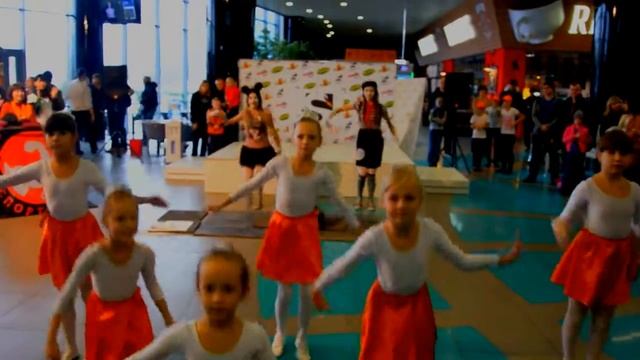 Я танцую в Порт сити.Часть 1 смотреть онлайн