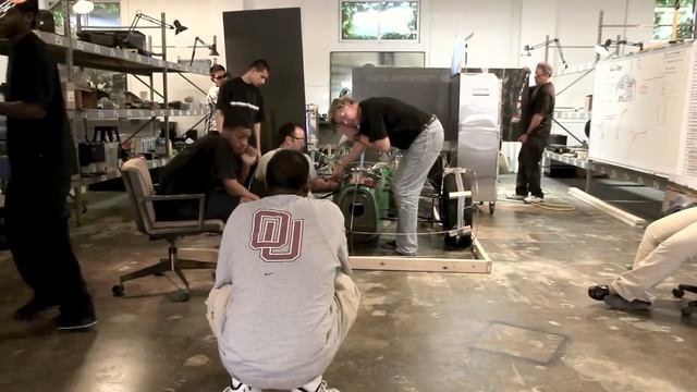 MINDDRIVE Building the body.mov смотреть онлайн