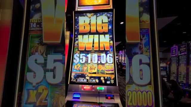 Another Big hit ! First Game Played @ Golden Mesa Casino! 1 dollar Denom! смотреть онлайн