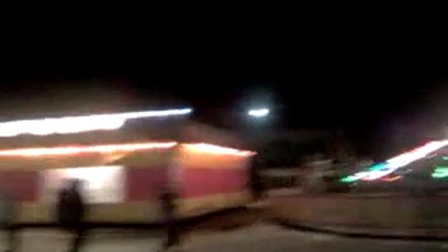 Как отмечают новый год на улице в России! Это надо видеть! смотреть онлайн