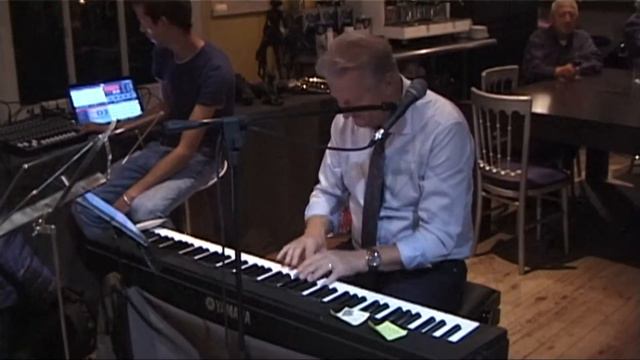 Fungii Mama - (Blue Mitchell) - by The Paul Poulissen Trio смотреть онлайн
