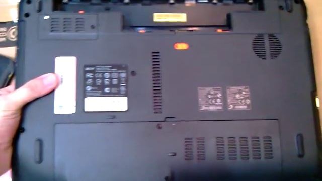 Acer Aspire 5750G Blue Color (Aspire 5750G-2414G50Mnbb Model: P5WE0)