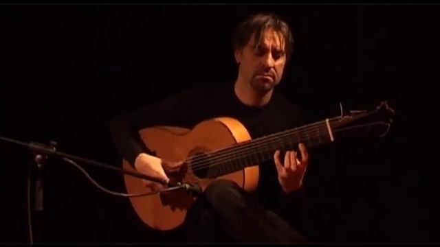 Livio Gianola plays eight strings flamenco guitar смотреть онлайн