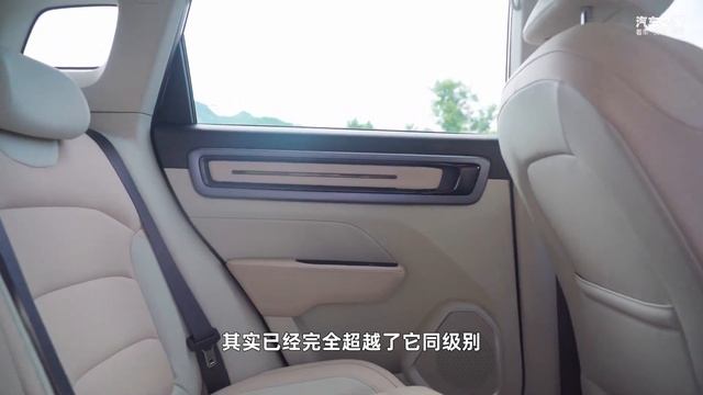 三缸变四缸，外观更个性，试驾吉利ICON巧克力 смотреть онлайн