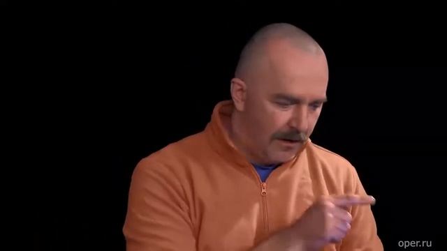 Клим Жуков - Про разделение понятий социализма и коммунизма смотреть онлайн